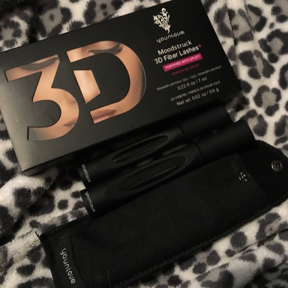 Younique 3D Lash Fibers