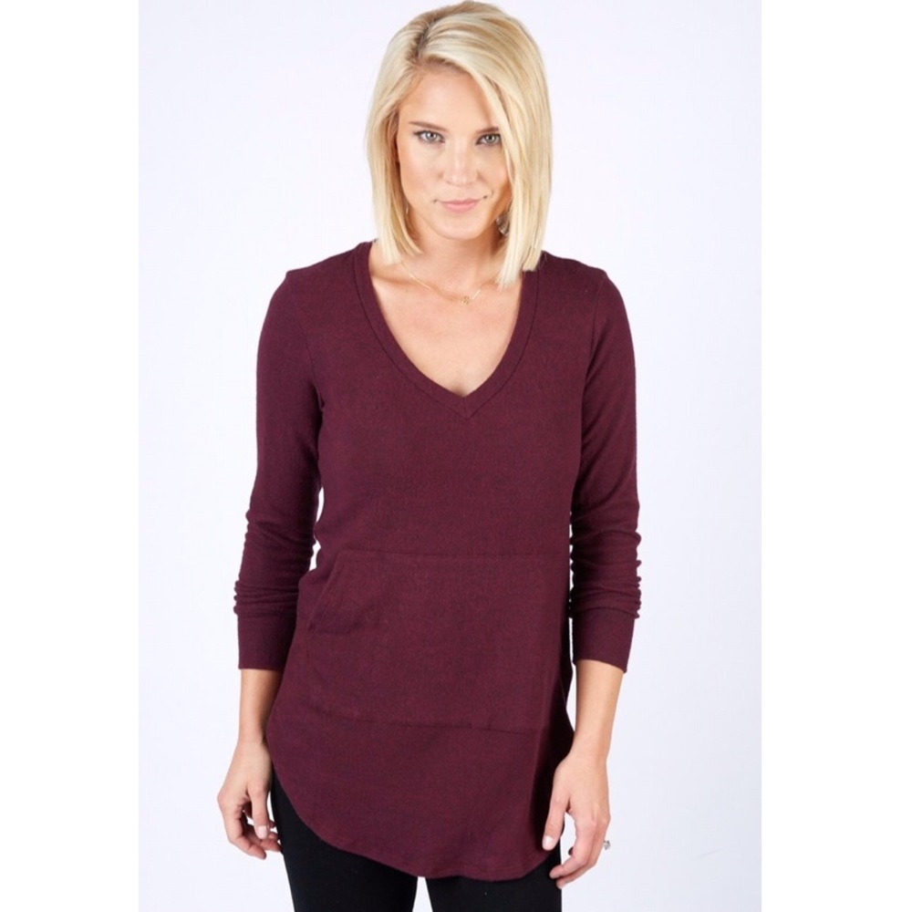 Evereve soft long sleeve maroon/red v neck
