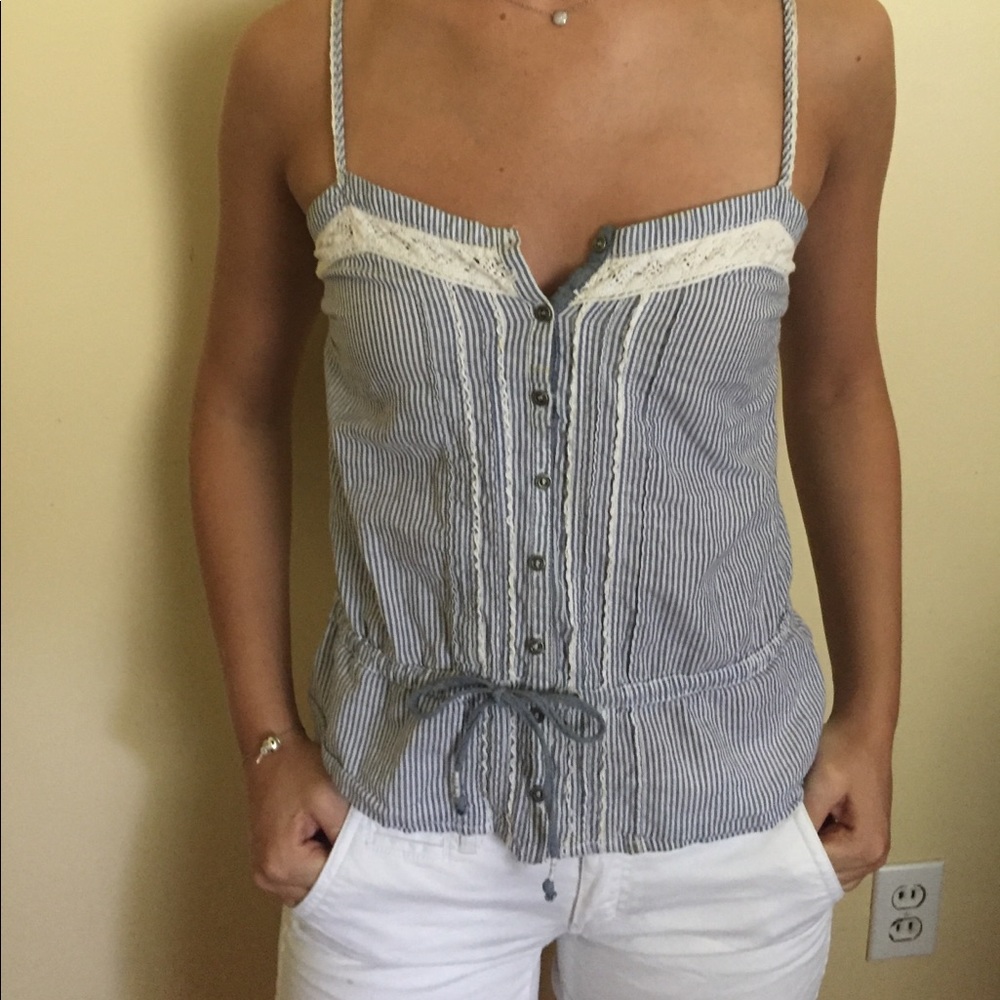 Tank top bundle both with adjustable straps