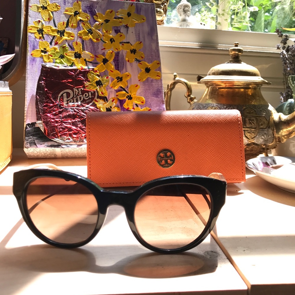 Tory Burch authentic sunglasses