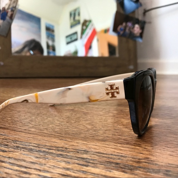 Tory Burch authentic sunglasses