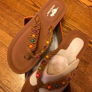 Rocket dog flip flop