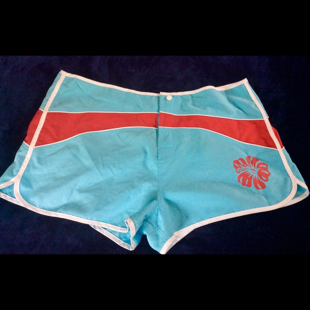 Victoria's Secret turquoise shorts - Size L