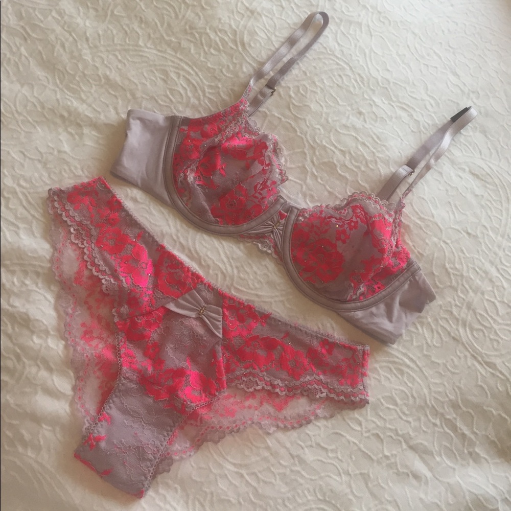 NWOT Victoria's Secret Unlined Demi Bra & panty