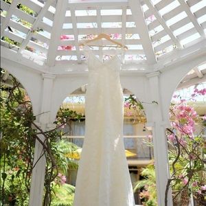 Poipu wedding dress