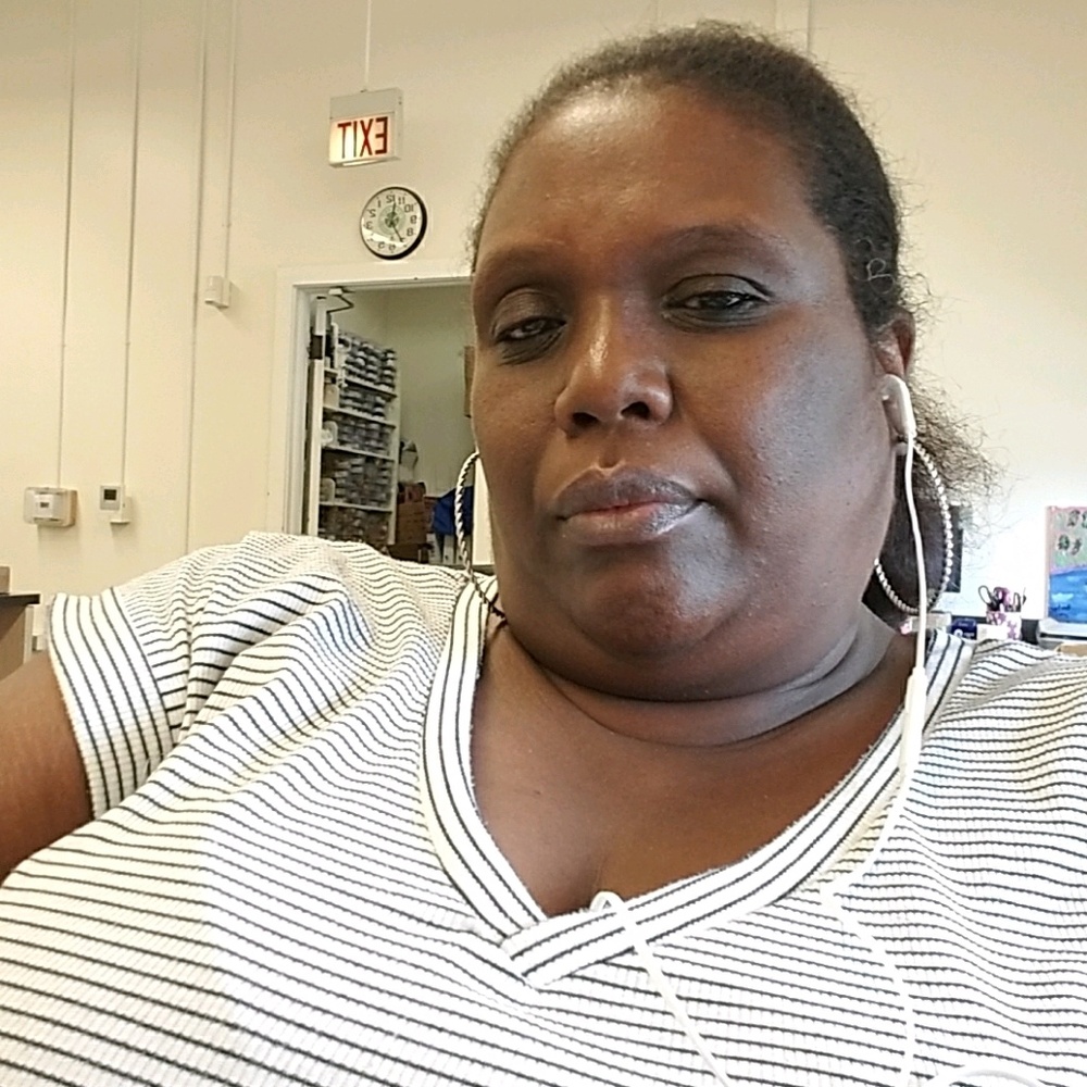 Meet your Posher, Camille