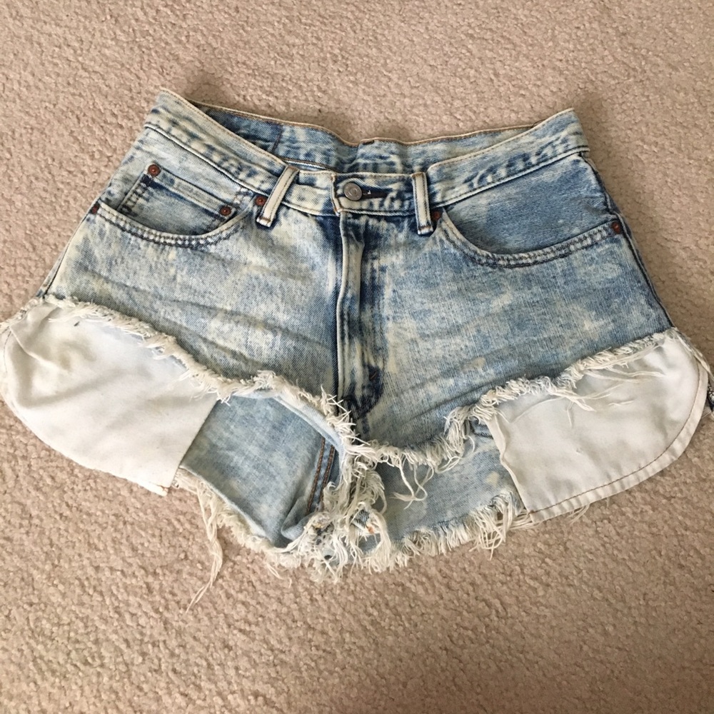 Levi high waisted cut off shorts