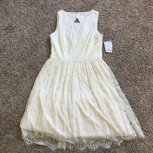 Jessica Simpson dress