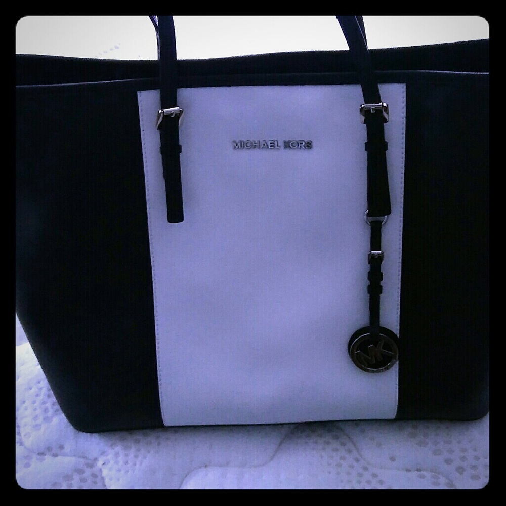 Authentic Michael Kors purse