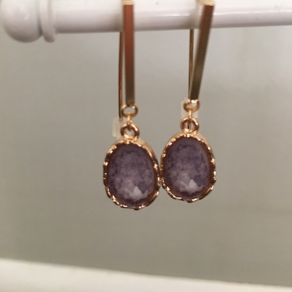 🆕Druzy Dangle Earrings in Purple or Rose - Picture 4 of 4