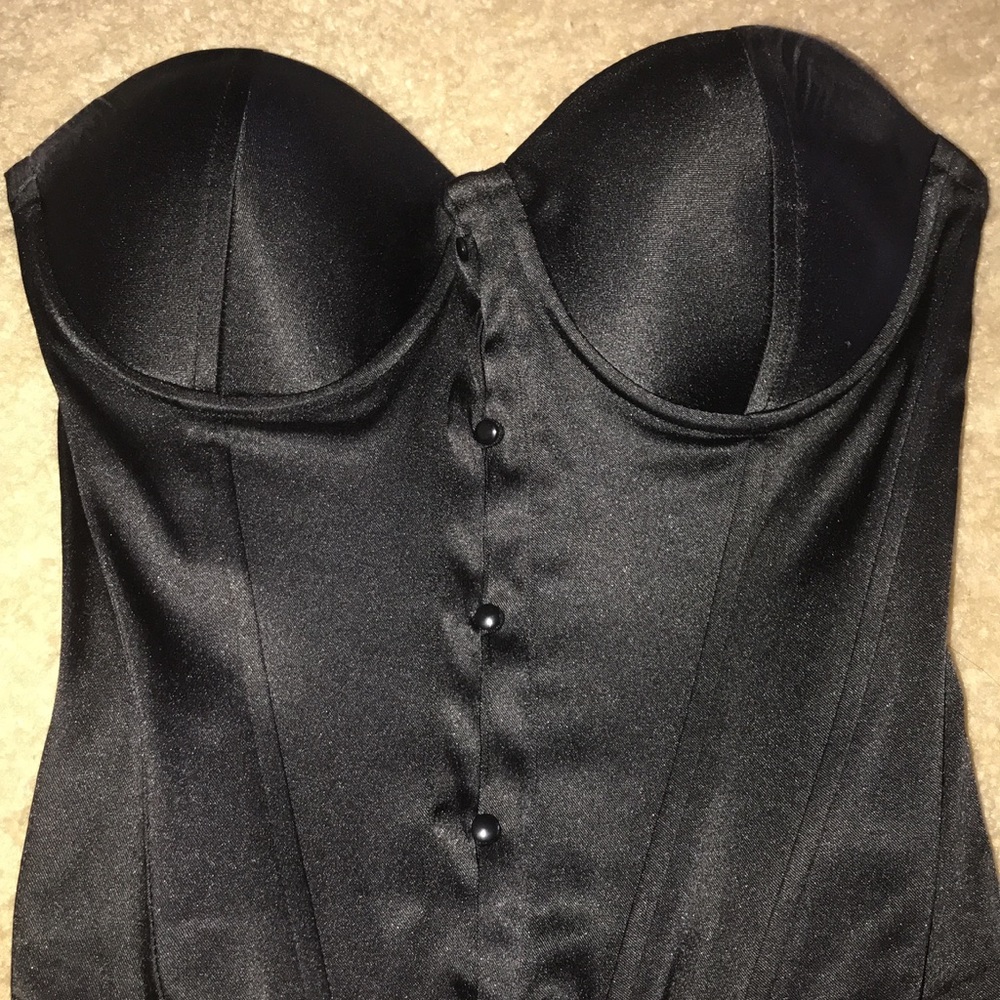 Clothes - Picture 2 of 2