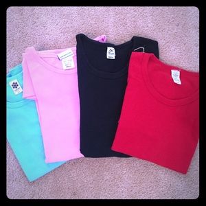 Sale ⭐️4 T-shirts