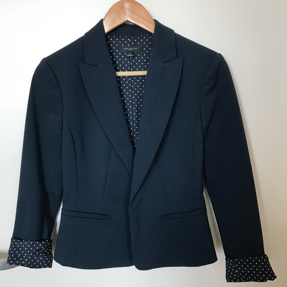Ann Taylor Suit Blazer (Navy Blue) pendulum back