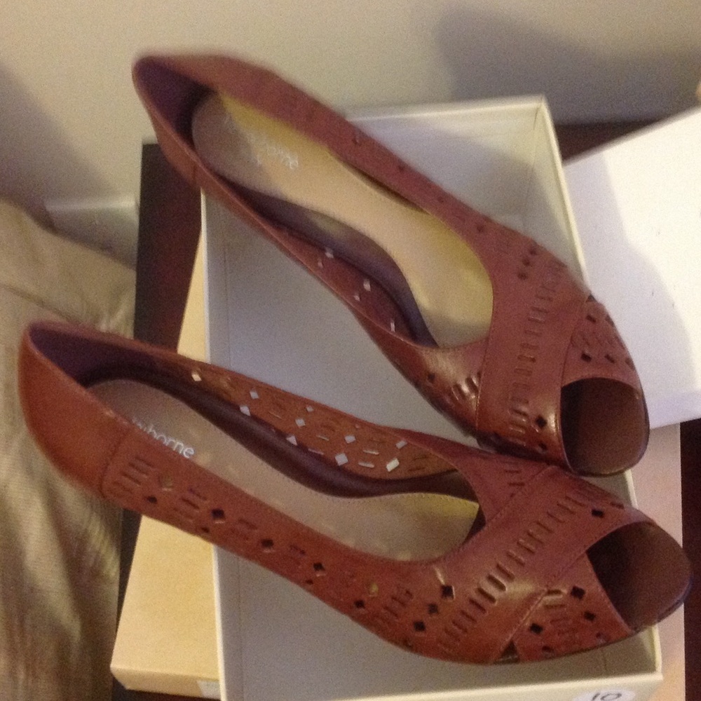 Liz Claiborne women's Pompano Shoes - size 10M