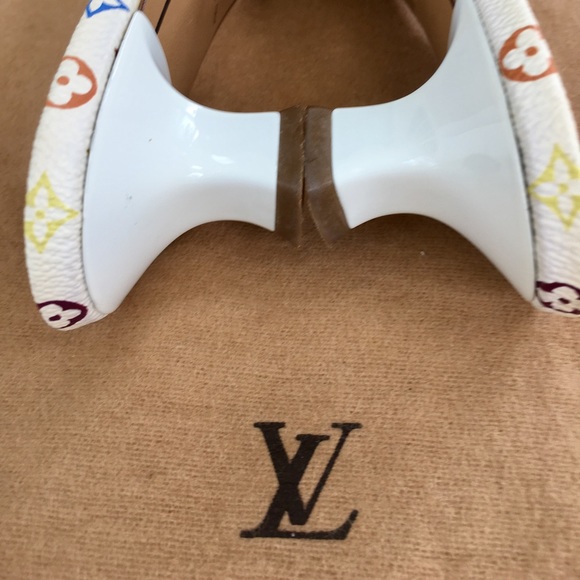 LOUIS VUITTON MULTICOLORED MULE SANDALS- PERFECT🎉 - Picture 4 of 7