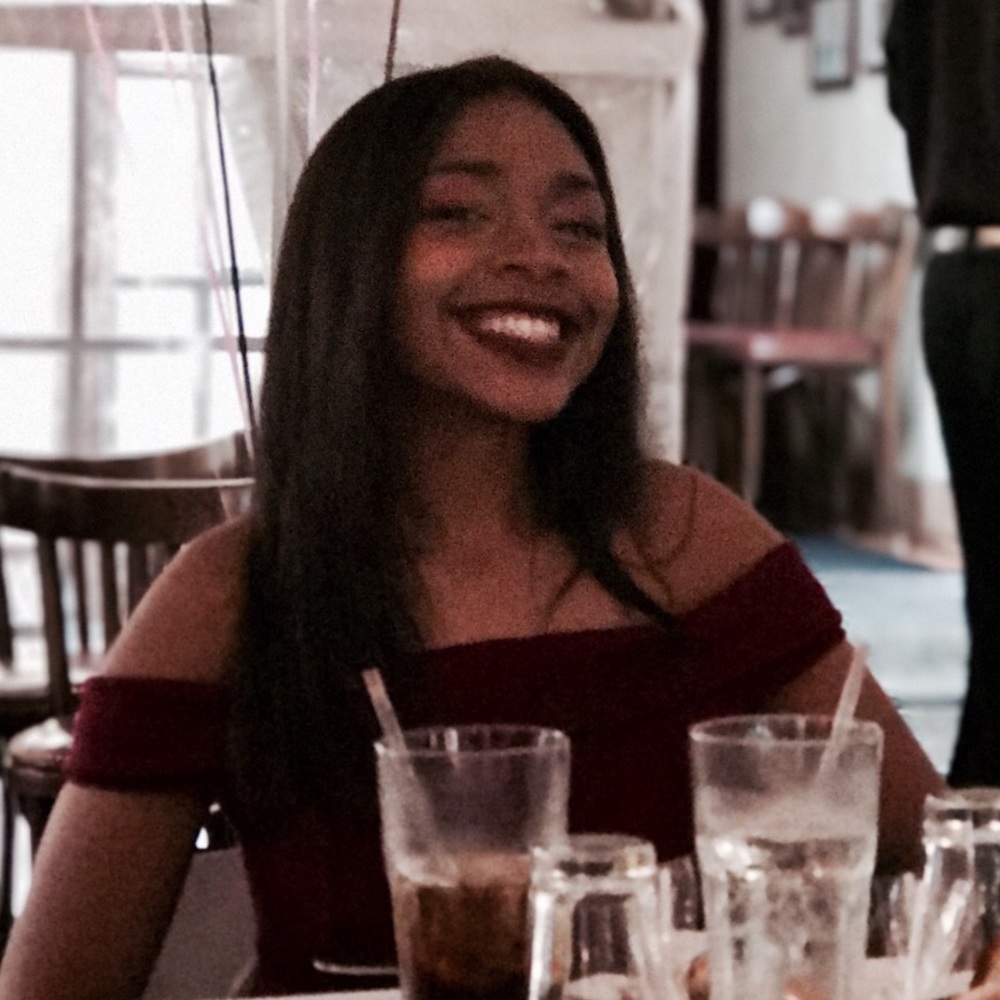 Meet your Posher, Kayla