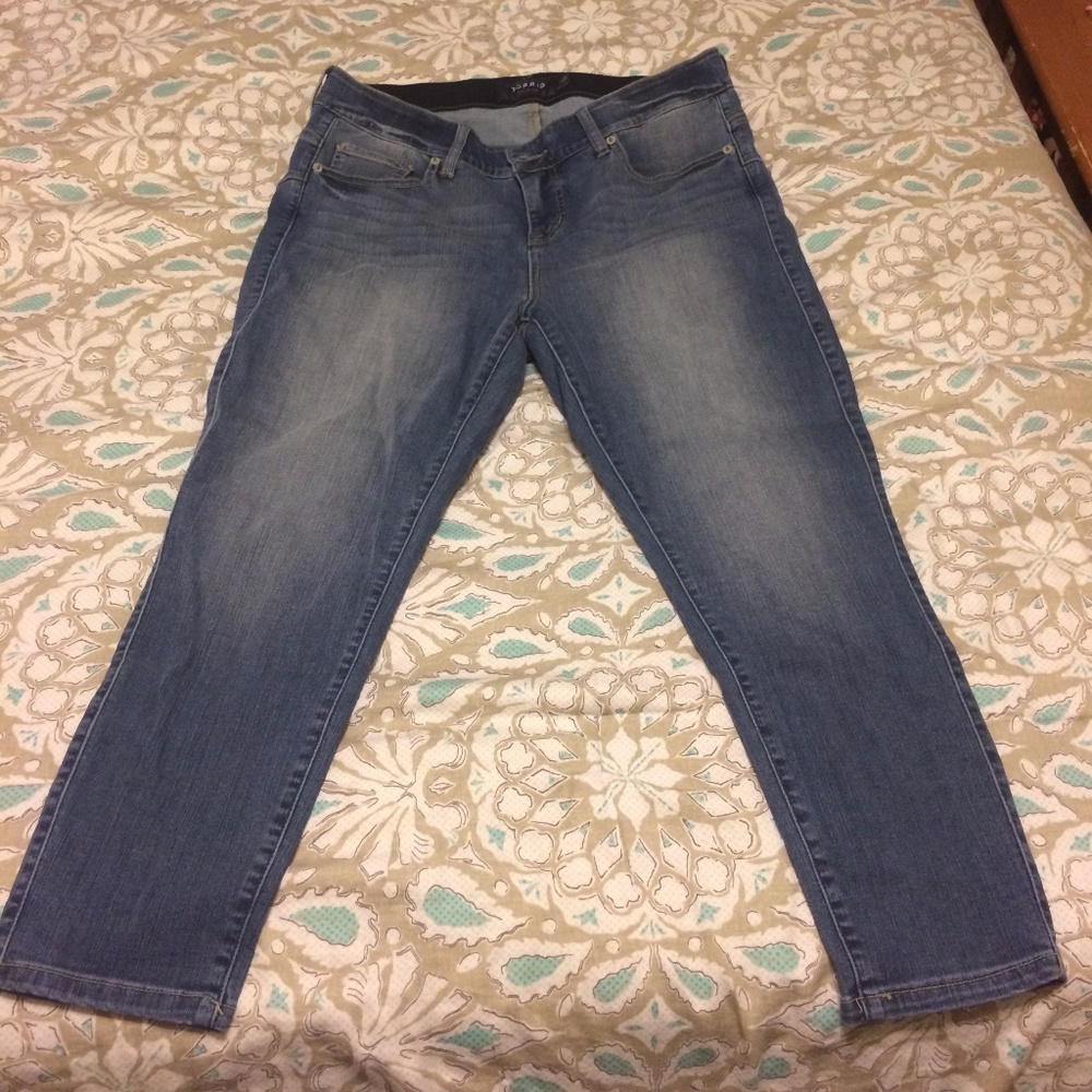 Torrid Bombshell Skinny Jeans Size 16