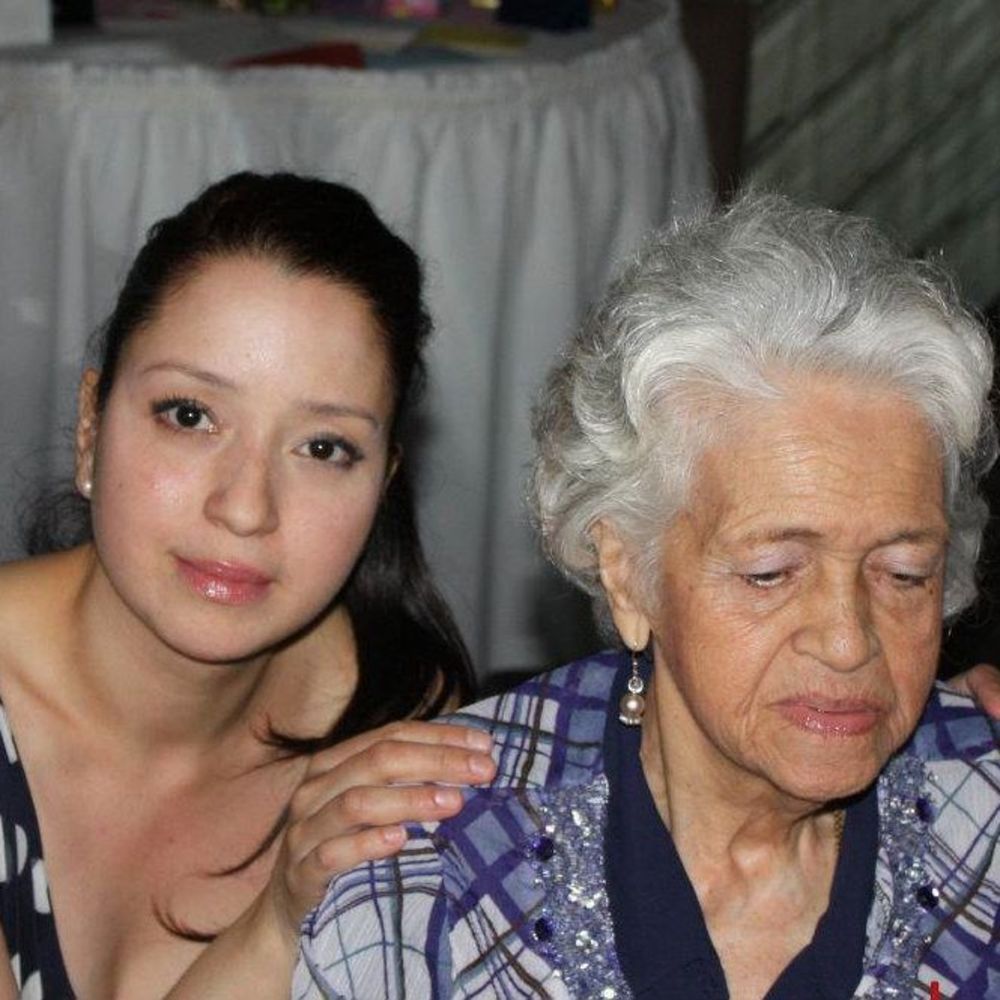 Meet your Posher, Lina