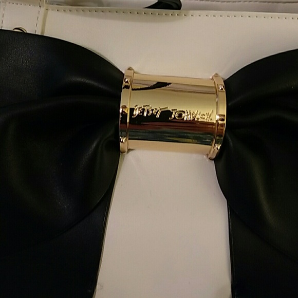 Hold Betsey johnson  bow nanza tote blk cream NWT - Picture 2 of 8