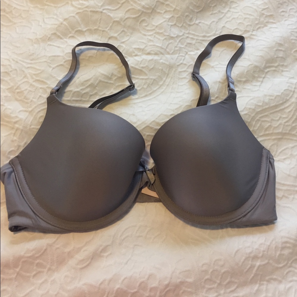NWOT Victoria's Secret Lined Demi bra
