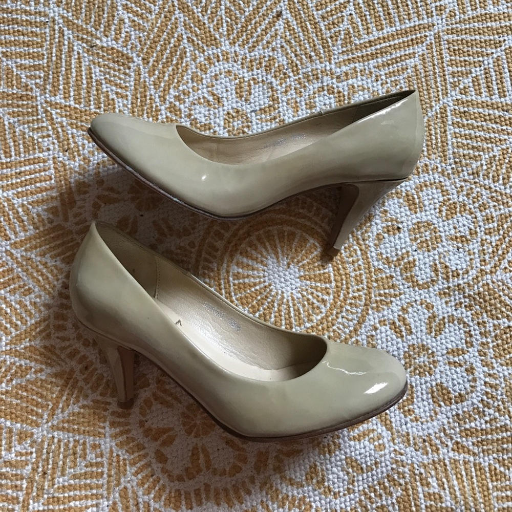 Opening Ceremony Tan Patent Leather Heels