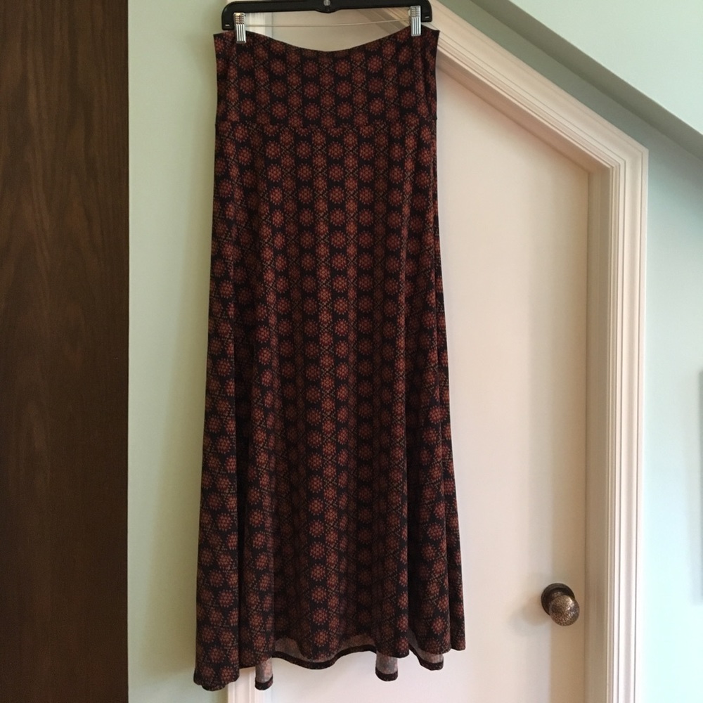 LuLaRoe Maxi Skirt Maroon, Black and cognac colors