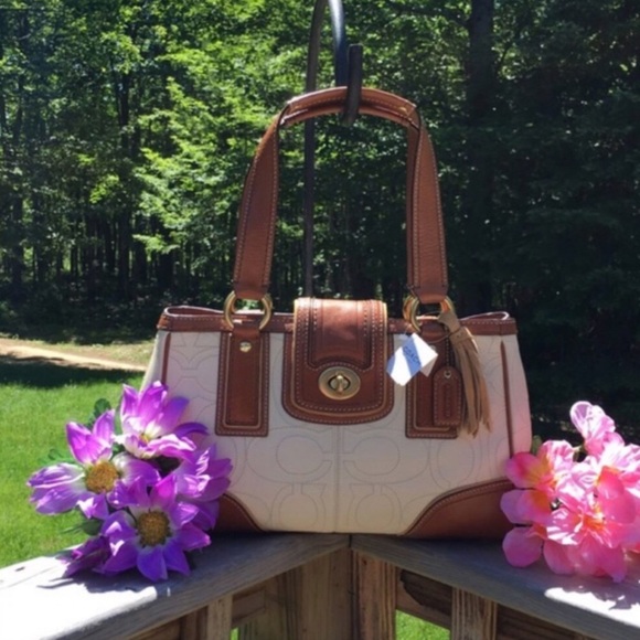 Coach Handbags - COACH 🎈HOST PICK🎈Limited Edition LEATHER Bag NEW