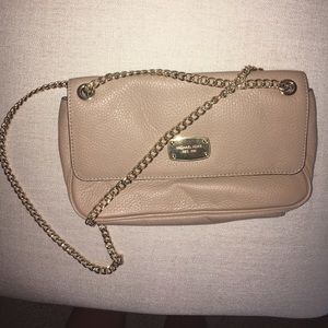 LAST CHANCE✨🎉Before I donate! Michael Kors bag