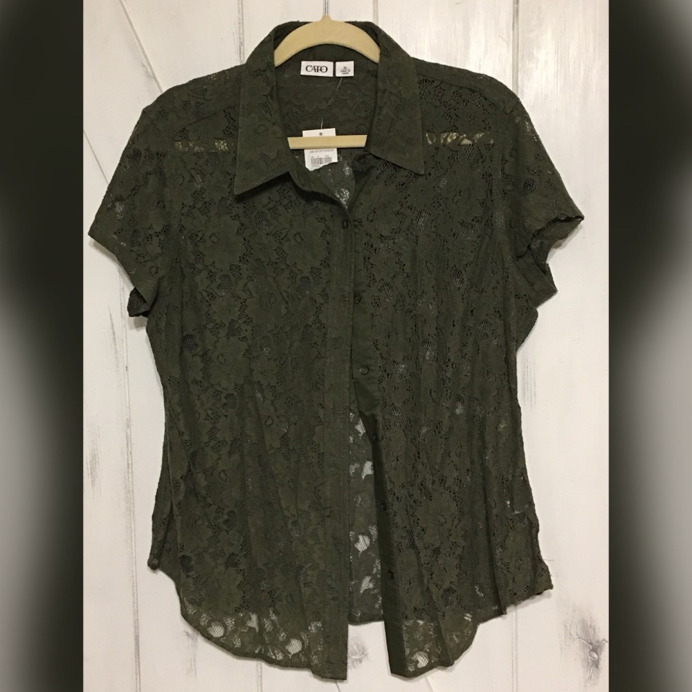NWT Lace Top