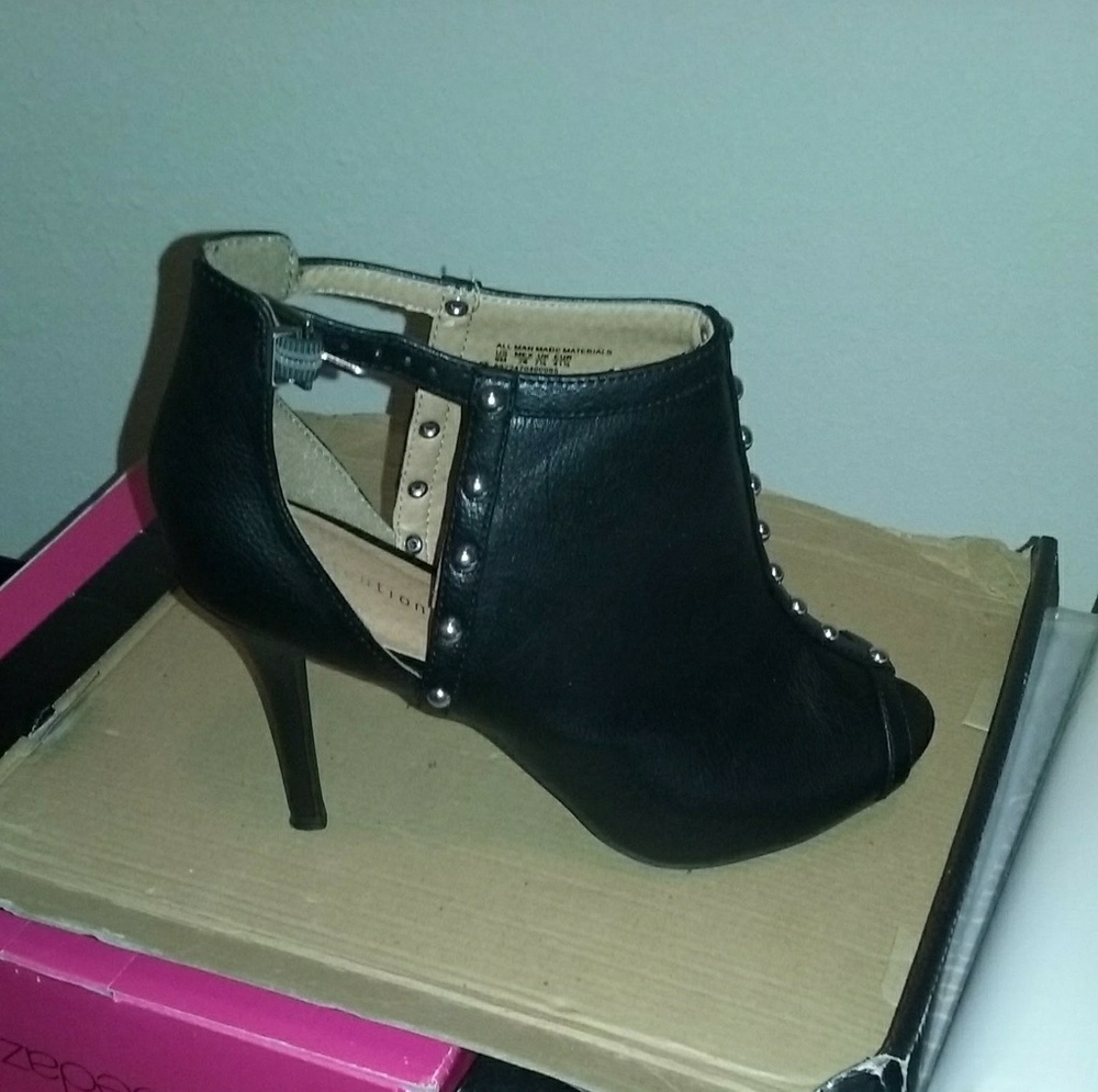 Cut Out Studded Bootie