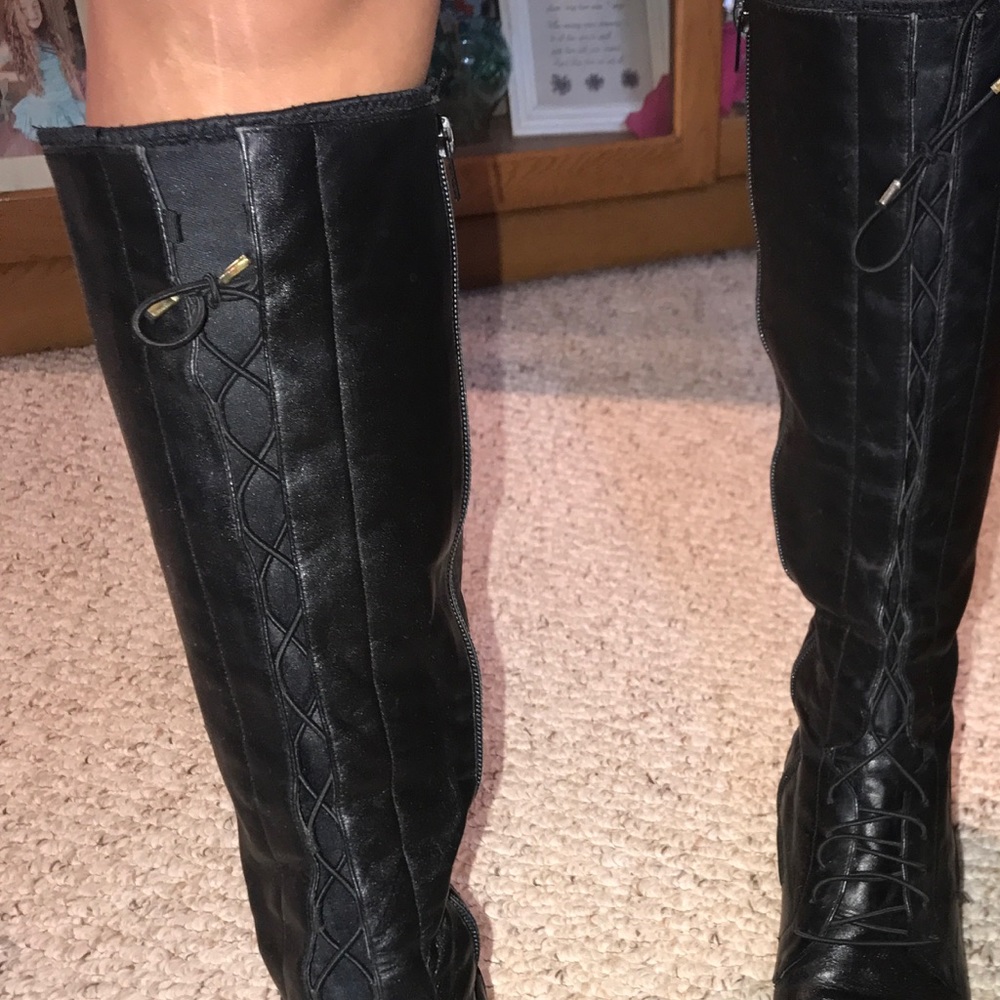 Vintage BCBG Maxazria boots, women's size 9