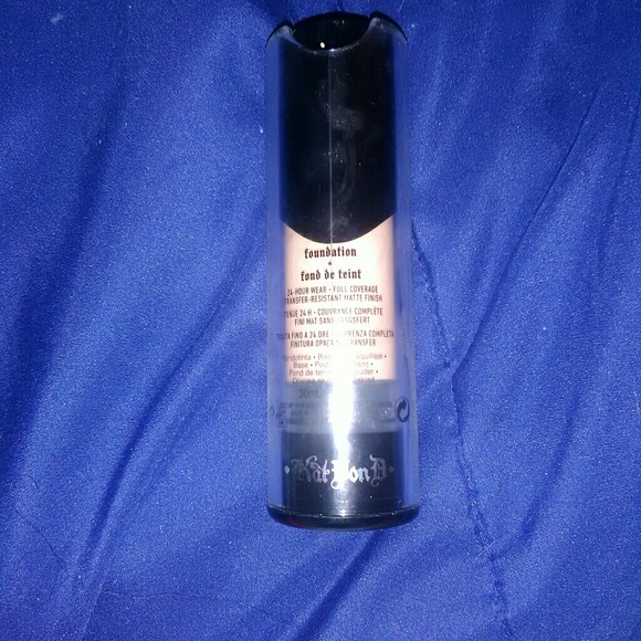 Kat Von D Lock It Foundation - Picture 2 of 3