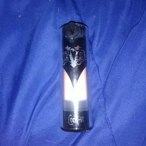 Kat Von D Lock It Foundation