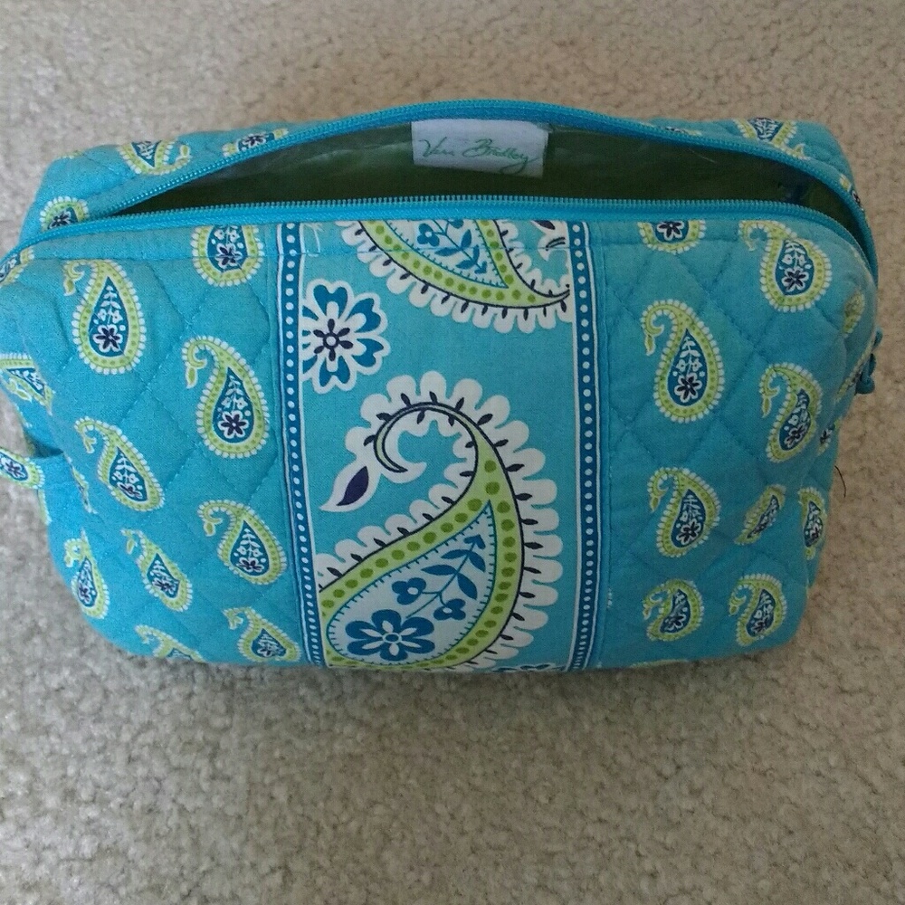 Vera Bradley large makeup bag