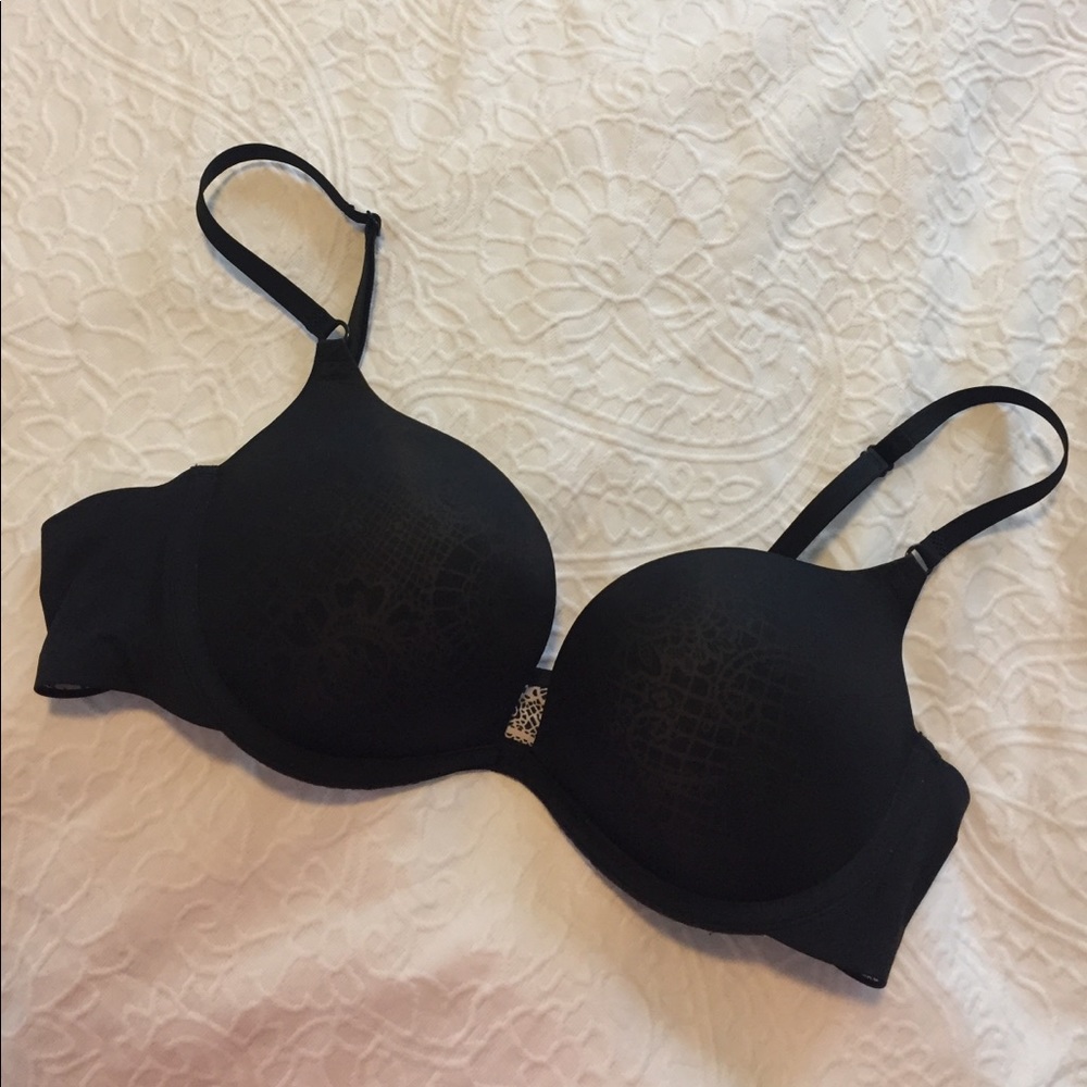 NWOT RARE VS Sexy Little Things Push Up bra