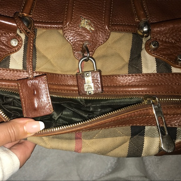 Red Burberry Purse - Picture 4 of 5