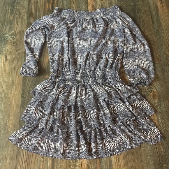 Michael Kors Zephyr Chiffon Off The Shoulder Dress - Picture 5 of 6