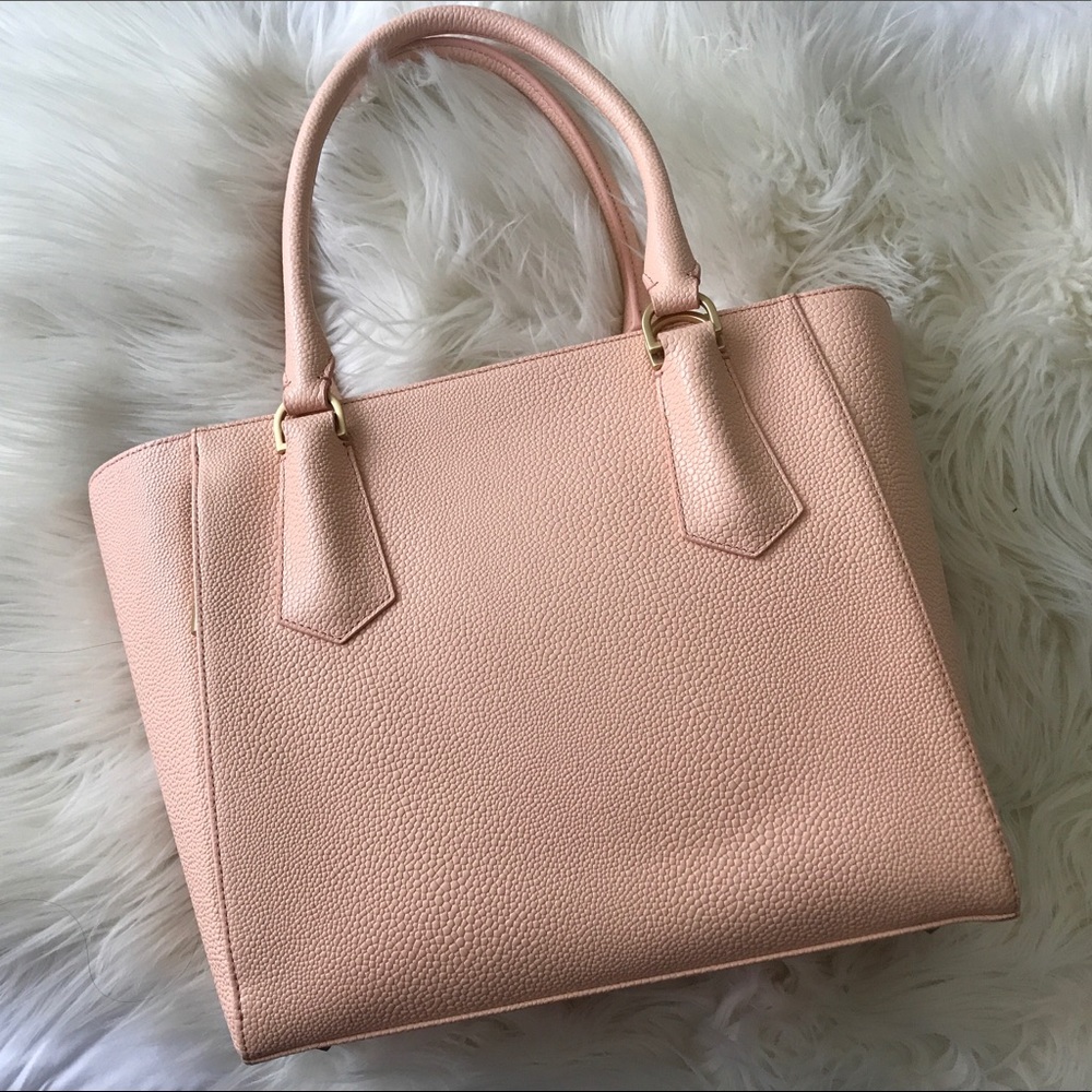 New Dagne Dover Midi Pale Peach Stingray Leather