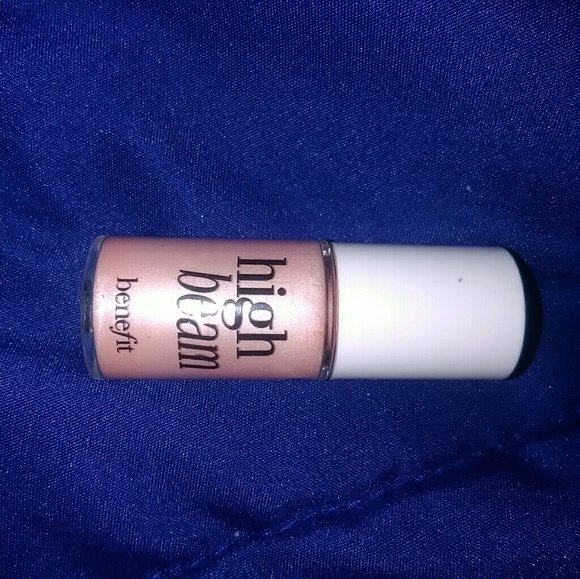 High Beam Benefit Highlighter - Picture 1 of 3