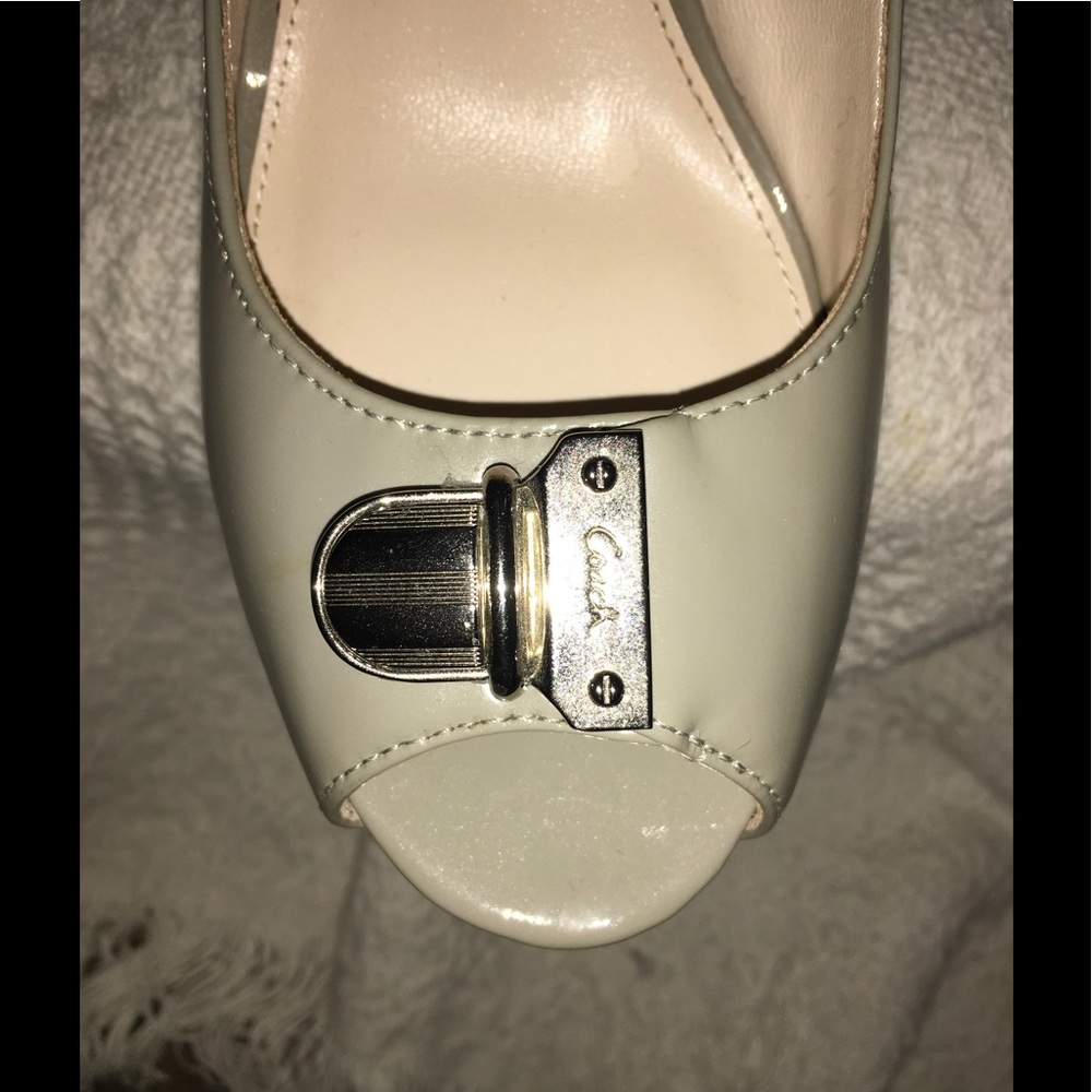 Coach Heels Peep Toe Patent Leather Taupe