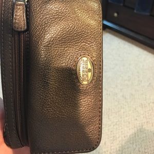 Fossil wallet