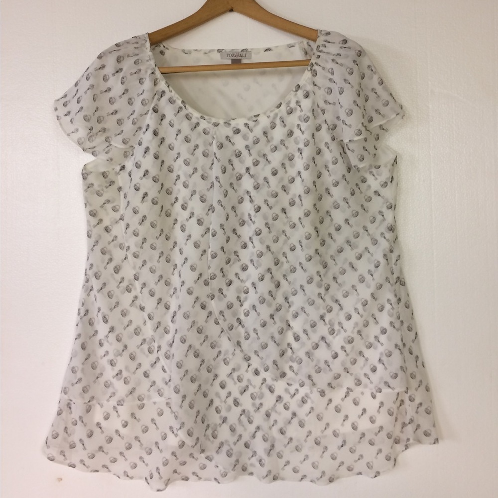 Ladies ruffled top 2X
