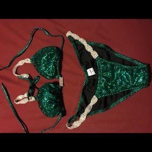 Green sparkle bikini competition suit Sz Med