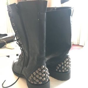Black boots