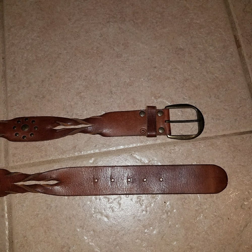 Hollister Leather Belt size MEDIUM