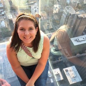 Meet your Posher, Lauren