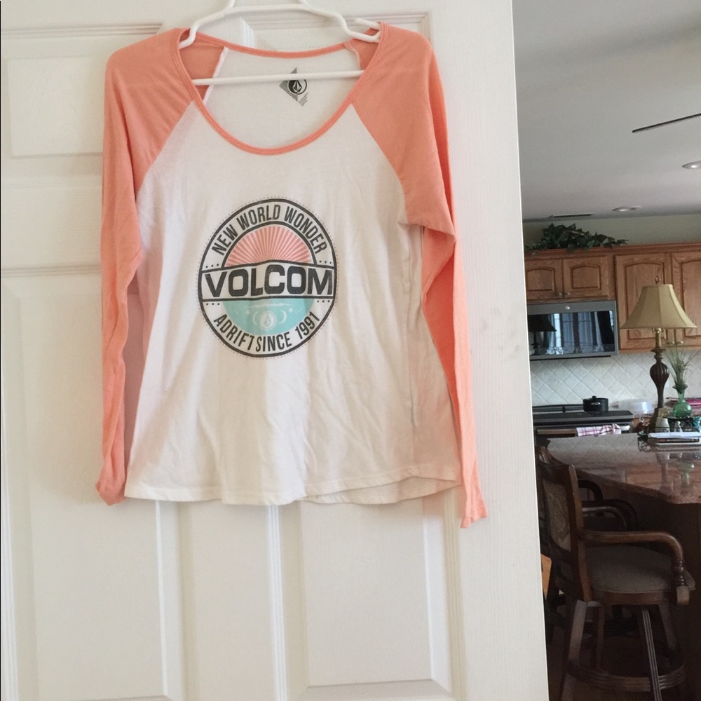 Volcom Top - Picture 2 of 2