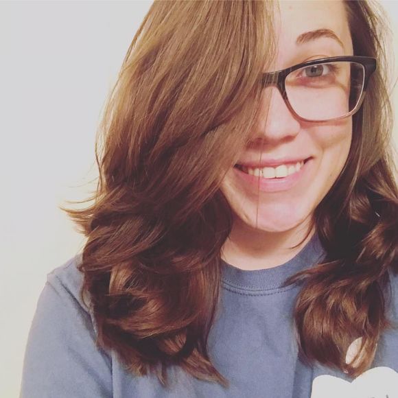 Meet your Posher, Emily - Picture 1 of 1