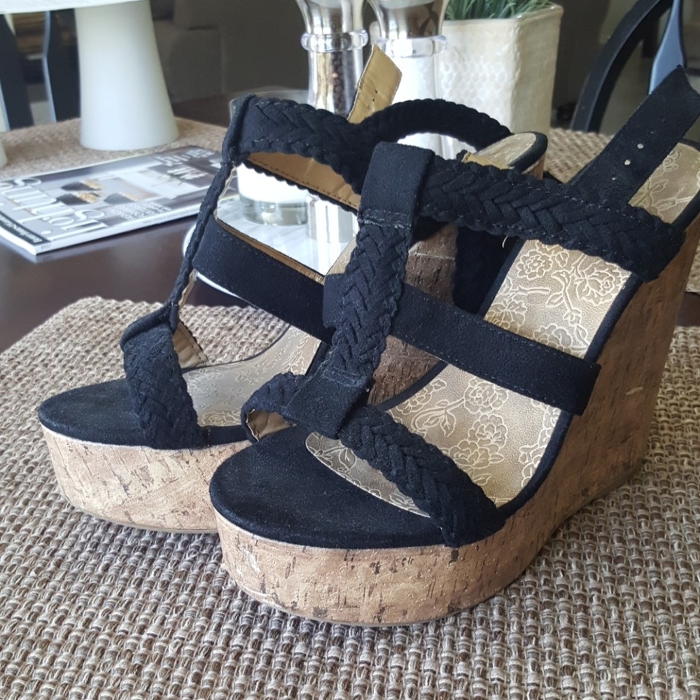 Gently Worn Black Wedges