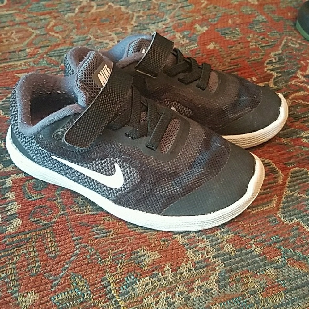 Children's nikes